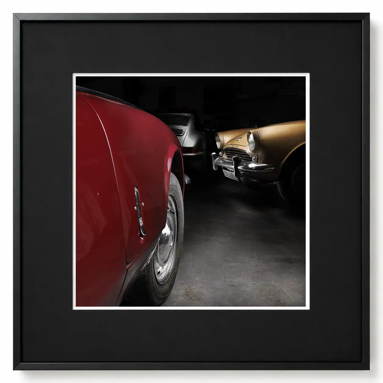 photo studio de " voitures de collection triumph sunbeam et porshe patrice cauleur