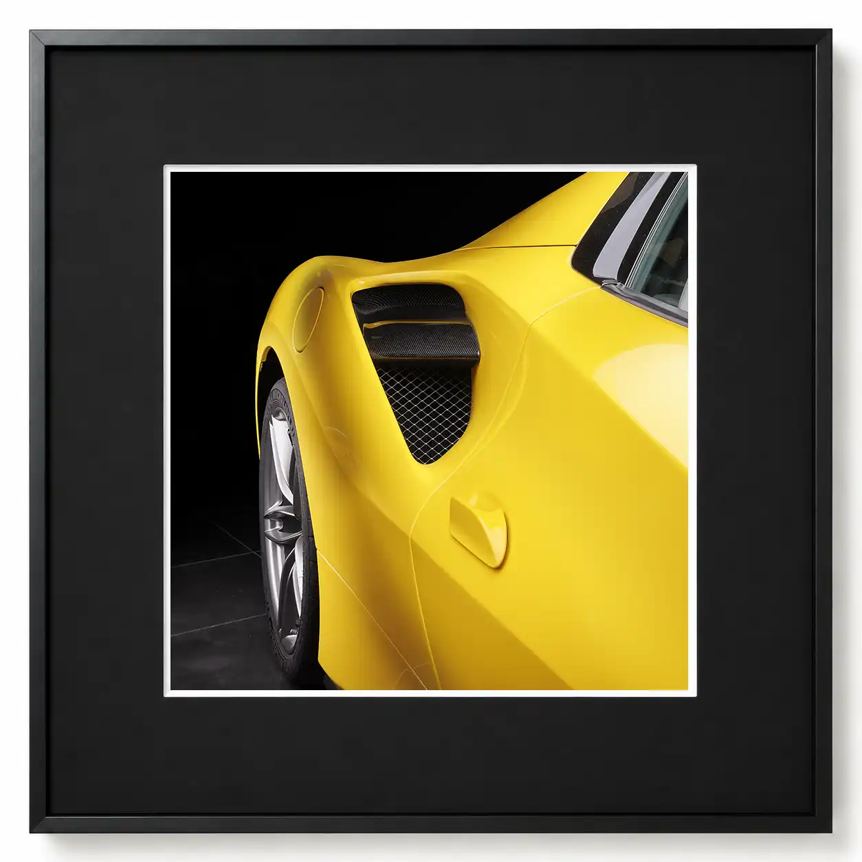 photo studio d'une ferrari patrice cauleur