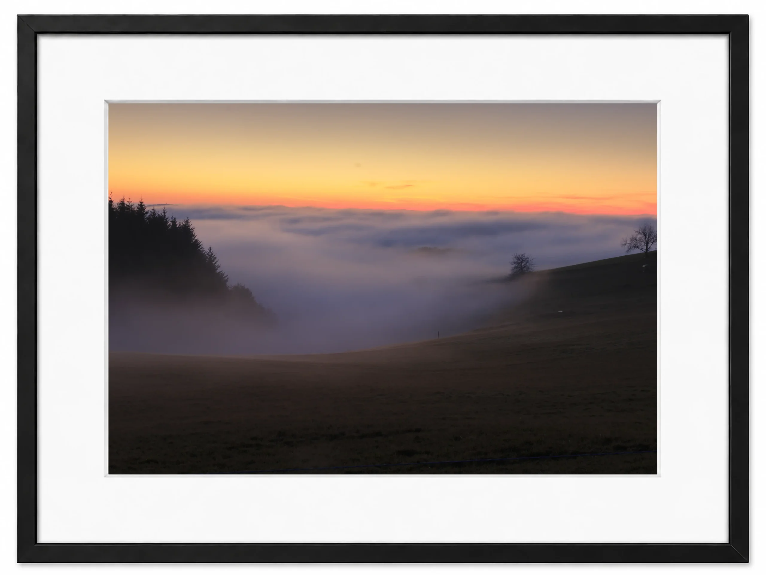 mer de nuage sur les monts du Lyonnais et soleil couchant patrice cauleur